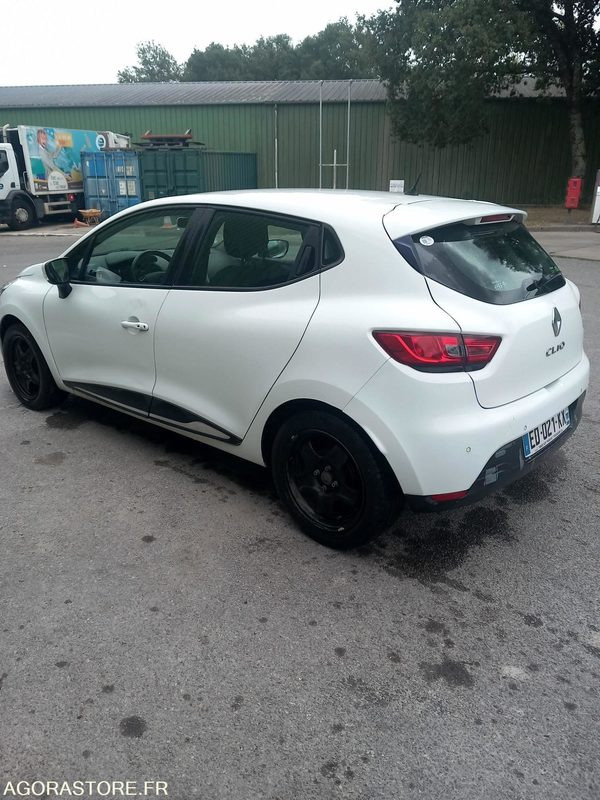Clio IV essence - מכונית: תמונה 4 Clio IV essence - מכונית: תמונה 4