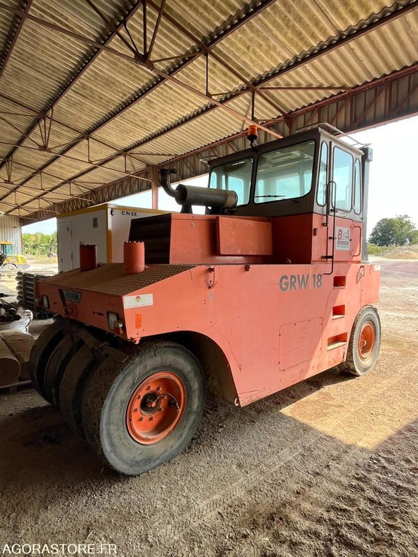 Compacteur à pneu type P3 HAMM - רולר: תמונה 2 Compacteur à pneu type P3 HAMM - רולר: תמונה 2