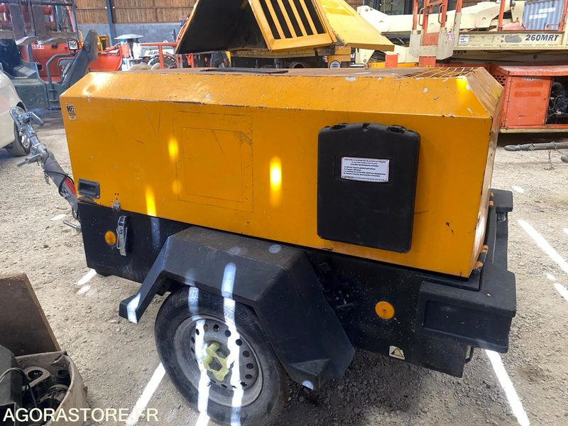 Compresseur de chantier DOOSAN 7/31 - INGERSOLL RAND - מדחס אוויר: תמונה 4 Compresseur de chantier DOOSAN 7/31 - INGERSOLL RAND - מדחס אוויר: תמונה 4