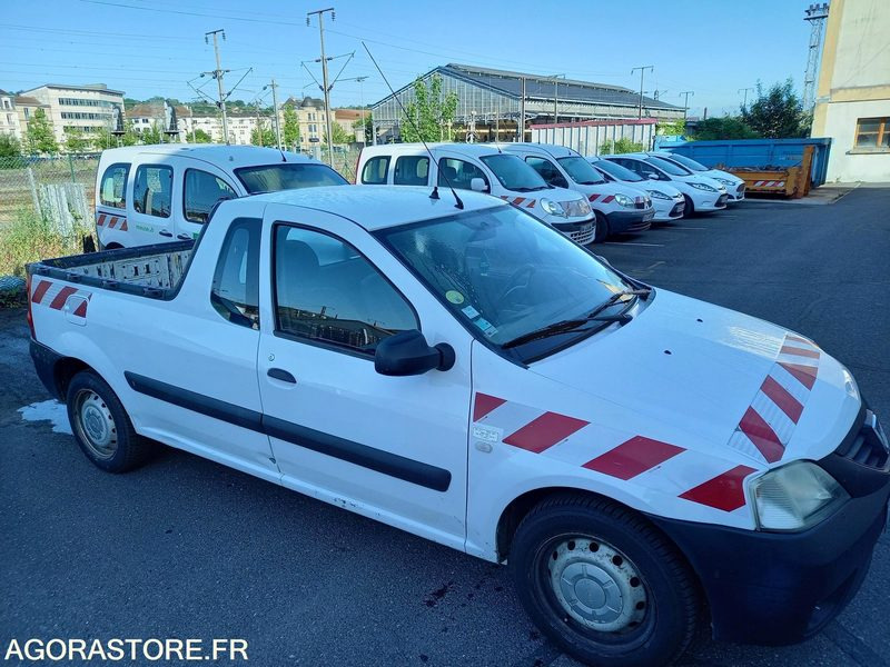 DACIA LOGAN PICK UP 2 PLACES - מכונית: תמונה 4 DACIA LOGAN PICK UP 2 PLACES - מכונית: תמונה 4