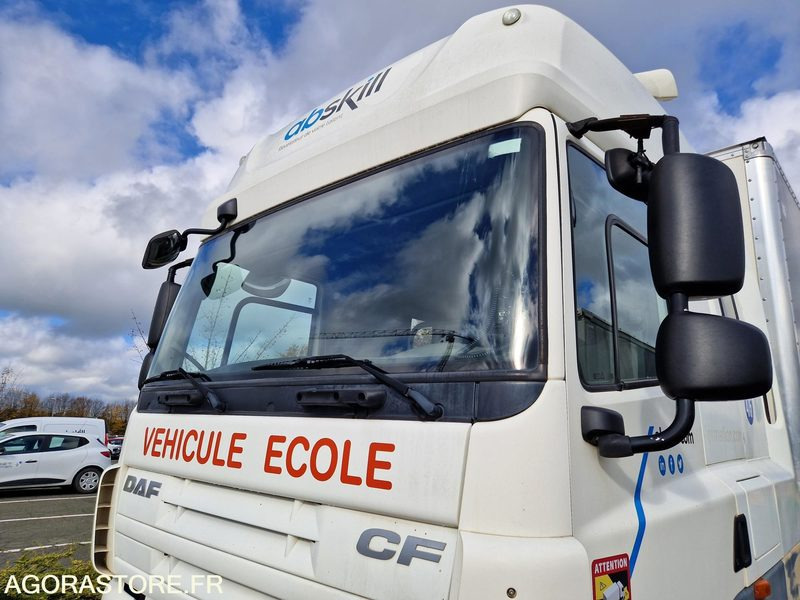 DAF CF 85.360 - 2013 - 219991 Kms - CR845FW - יחידת טרקטור: תמונה 5 DAF CF 85.360 - 2013 - 219991 Kms - CR845FW - יחידת טרקטור: תמונה 5