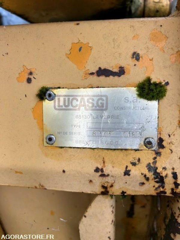 DESILEUSE LUCAS - מכונה חקלאית: תמונה 2 DESILEUSE LUCAS - מכונה חקלאית: תמונה 2