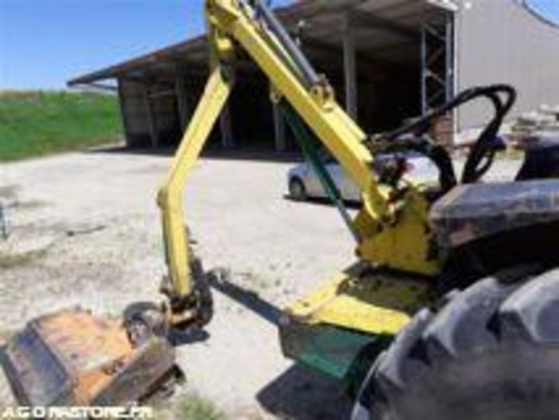 Débroussailleuse épareuse Norémat Tonica M50 - 1999 / 8000 heures - מכסחת זרוע: תמונה 3 Débroussailleuse épareuse Norémat Tonica M50 - 1999 / 8000 heures - מכסחת זרוע: תמונה 3