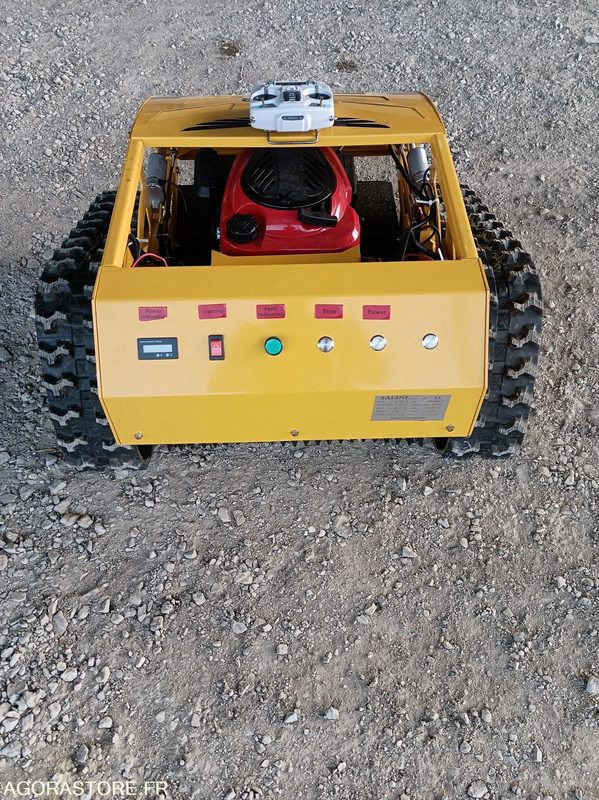 Debroussailleuse radiocommandée - ציוד לגינה: תמונה 2 Debroussailleuse radiocommandée - ציוד לגינה: תמונה 2