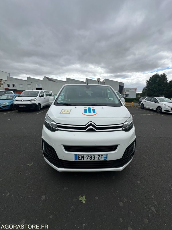 EM-783-ZF - Roulant - Citroën JUMPY SPACE TOURER - PV- 261 240 Kms - מיניבוס, כלי רכב מסחרי לנוסעים: תמונה 3 EM-783-ZF - Roulant - Citroën JUMPY SPACE TOURER - PV- 261 240 Kms - מיניבוס, כלי רכב מסחרי לנוסעים: תמונה 3