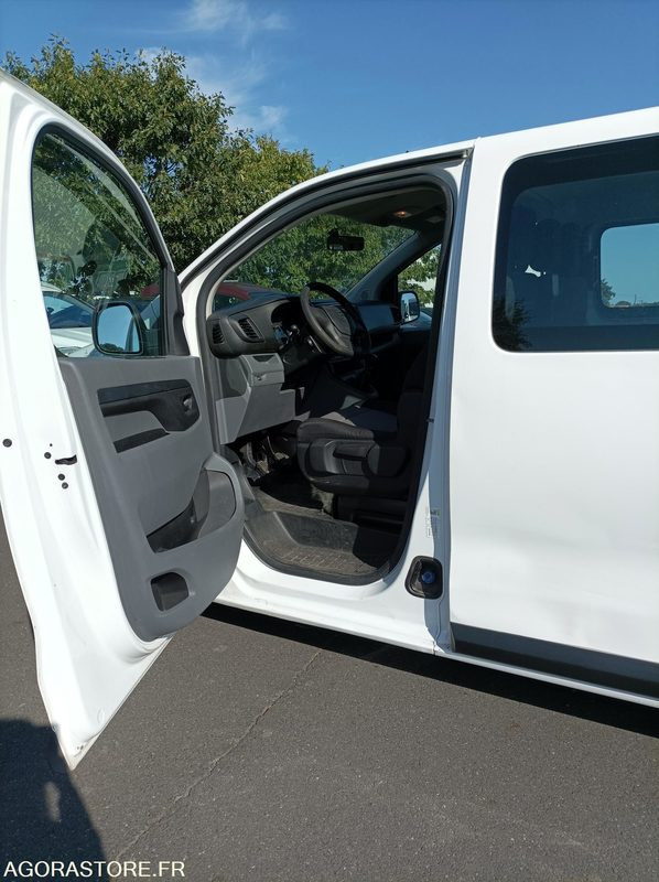 ET-832-VE - Roulant - VP - CITROEN JUMPY SPACE TOURER - 9 PLACES - 237 345 Kms - מיניבוס, כלי רכב מסחרי לנוסעים: תמונה 4 ET-832-VE - Roulant - VP - CITROEN JUMPY SPACE TOURER - 9 PLACES - 237 345 Kms - מיניבוס, כלי רכב מסחרי לנוסעים: תמונה 4