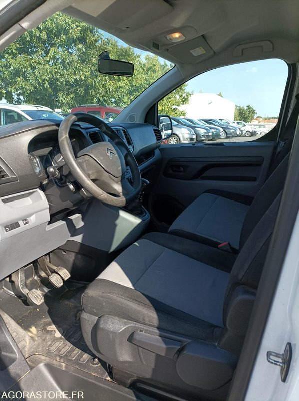 EZ-681-TM - Roulant - CITROEN JUMPY SPACE TOURER - 9 Places - 225 045 Kms - מיניבוס, כלי רכב מסחרי לנוסעים: תמונה 5 EZ-681-TM - Roulant - CITROEN JUMPY SPACE TOURER - 9 Places - 225 045 Kms - מיניבוס, כלי רכב מסחרי לנוסעים: תמונה 5