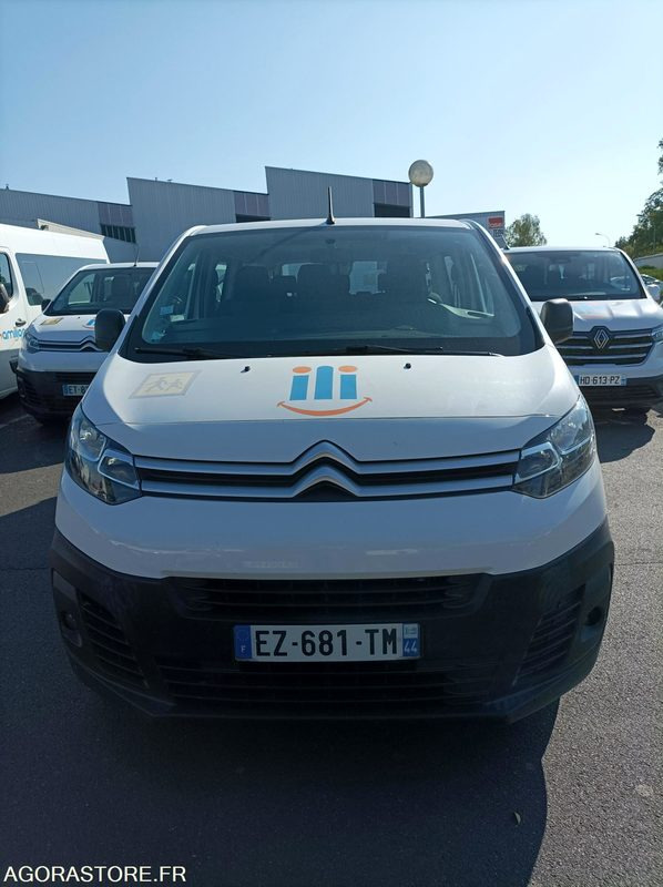 EZ-681-TM - Roulant - CITROEN JUMPY SPACE TOURER - 9 Places - 225 045 Kms - מיניבוס, כלי רכב מסחרי לנוסעים: תמונה 3 EZ-681-TM - Roulant - CITROEN JUMPY SPACE TOURER - 9 Places - 225 045 Kms - מיניבוס, כלי רכב מסחרי לנוסעים: תמונה 3