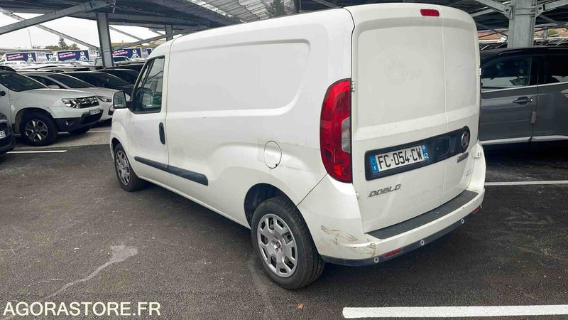 FIAT DOBLO - 2018 - 73197KM - FC054CW - כלי רכב מסחרי קטן: תמונה 3 FIAT DOBLO - 2018 - 73197KM - FC054CW - כלי רכב מסחרי קטן: תמונה 3