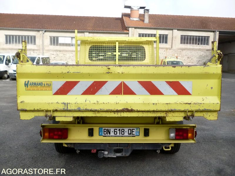 FIAT DUCATO 2.3 JTD 120 BBDC - כלי רכב מסחרי עם לוח: תמונה 3 FIAT DUCATO 2.3 JTD 120 BBDC - כלי רכב מסחרי עם לוח: תמונה 3