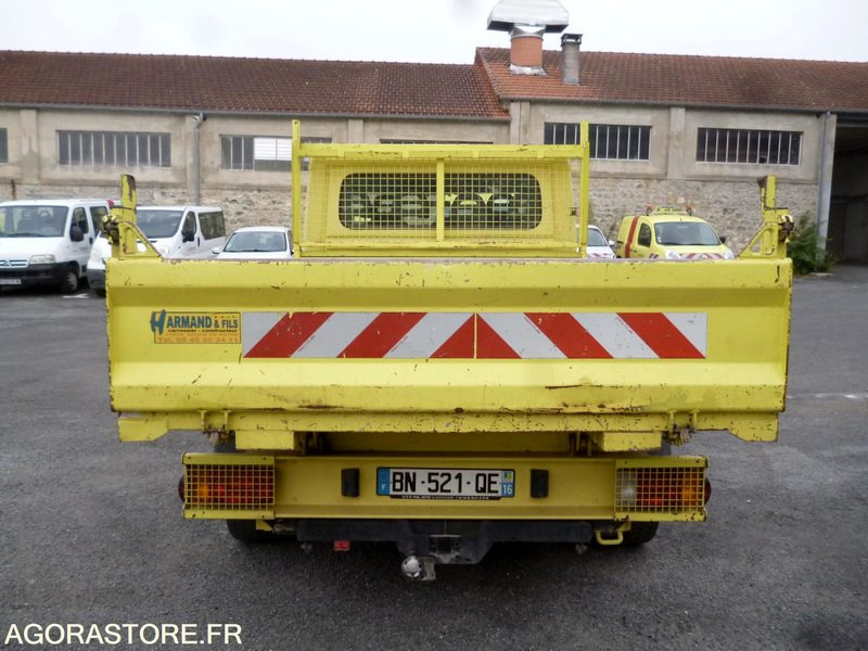 FIAT DUCATO 2.3 JTD 120 BBDC - כלי רכב מסחרי עם לוח: תמונה 3 FIAT DUCATO 2.3 JTD 120 BBDC - כלי רכב מסחרי עם לוח: תמונה 3