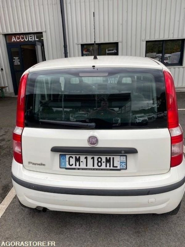 FIAT PANDA ESSENCE (PAR 1427) - מכונית: תמונה 2 FIAT PANDA ESSENCE (PAR 1427) - מכונית: תמונה 2