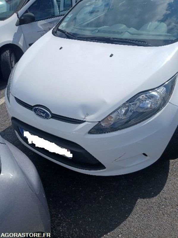 FORD FIESTA N°1 1.2 L– COULEUR BLANCHE - מכונית: תמונה 1 FORD FIESTA N°1 1.2 L– COULEUR BLANCHE - מכונית: תמונה 1