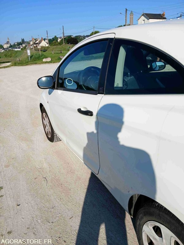 FORD KA - מכונית: תמונה 3 FORD KA - מכונית: תמונה 3
