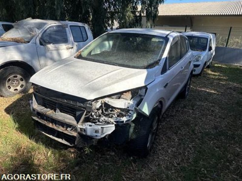 FORD KUGA - 2017 - 141603KM - ES827GG - SUV: תמונה 2 FORD KUGA - 2017 - 141603KM - ES827GG - SUV: תמונה 2