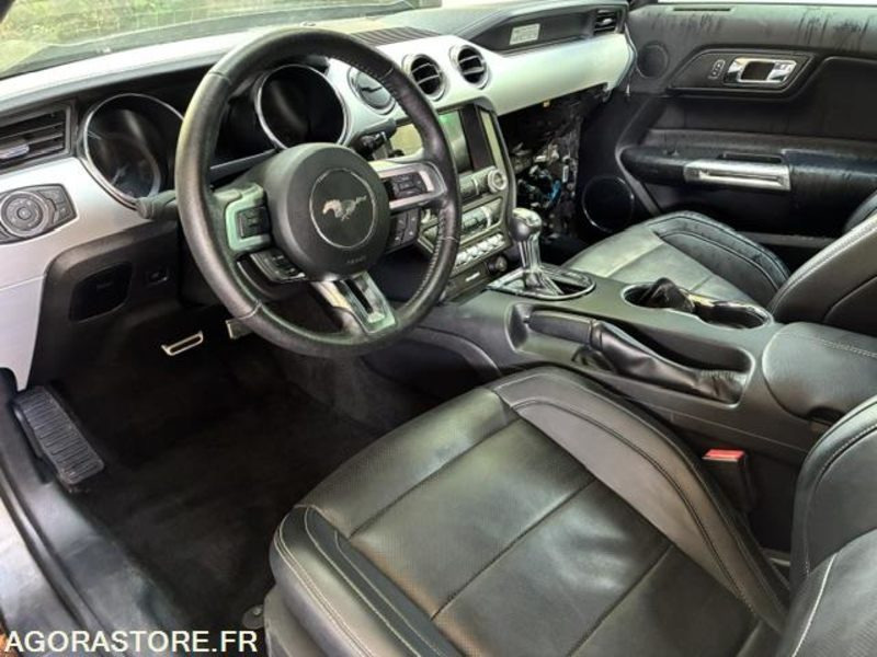 FORD MUSTANG FASTBACK 5.0 V8 - מכונית: תמונה 5 FORD MUSTANG FASTBACK 5.0 V8 - מכונית: תמונה 5