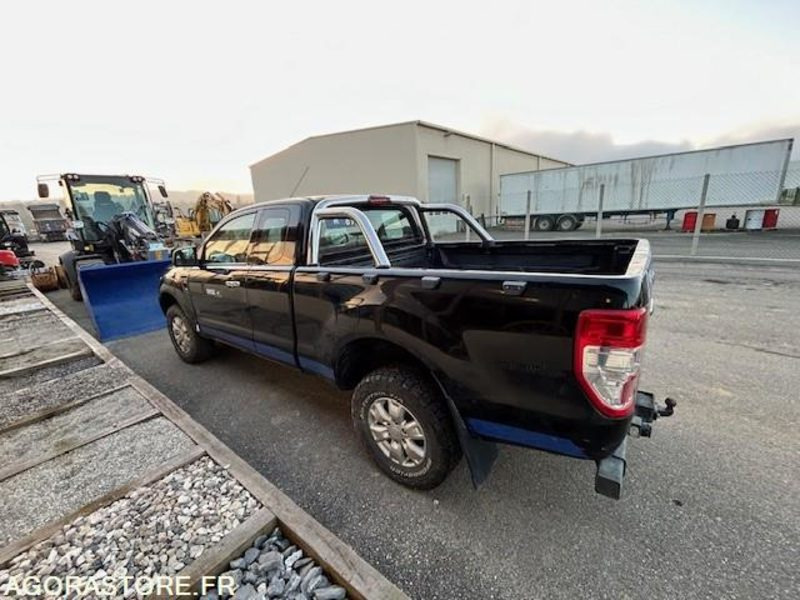 FORD RANGER LIMITED - 2015 - 78000 KM - טנדר: תמונה 3 FORD RANGER LIMITED - 2015 - 78000 KM - טנדר: תמונה 3