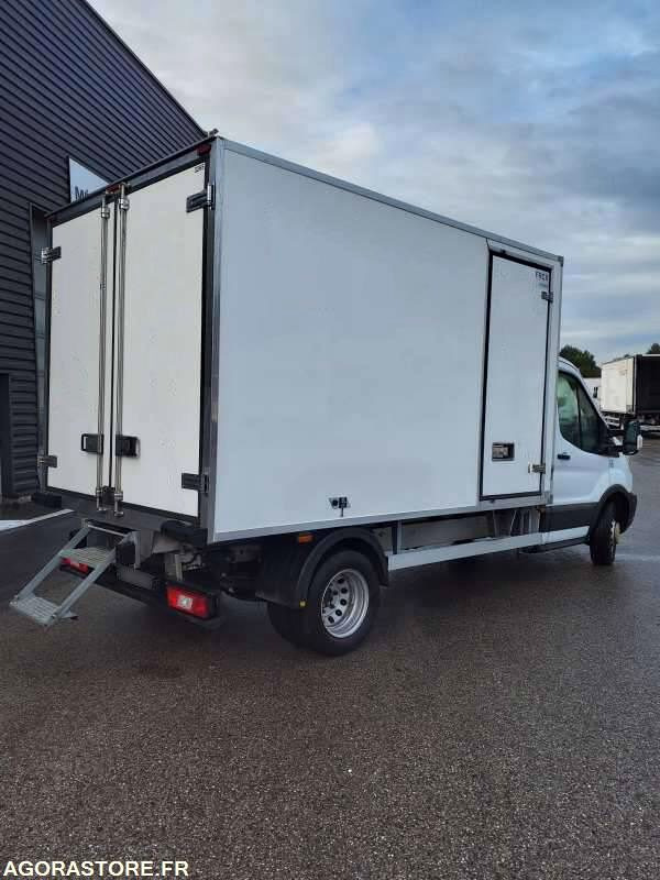 FORD TRANSIT CHASSIS CABINE- 2019- 115879KM - כלי רכב מסחרי לקירור: תמונה 3 FORD TRANSIT CHASSIS CABINE- 2019- 115879KM - כלי רכב מסחרי לקירור: תמונה 3