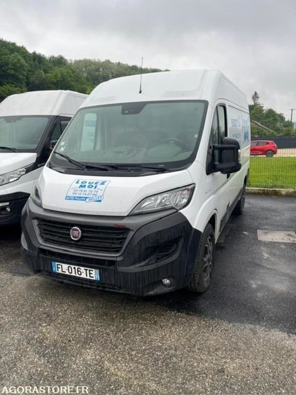 FOURGON FIAT DUCATO 75000 KM 2019 - כלי רכב מסחרי עם לוח: תמונה 2 FOURGON FIAT DUCATO 75000 KM 2019 - כלי רכב מסחרי עם לוח: תמונה 2