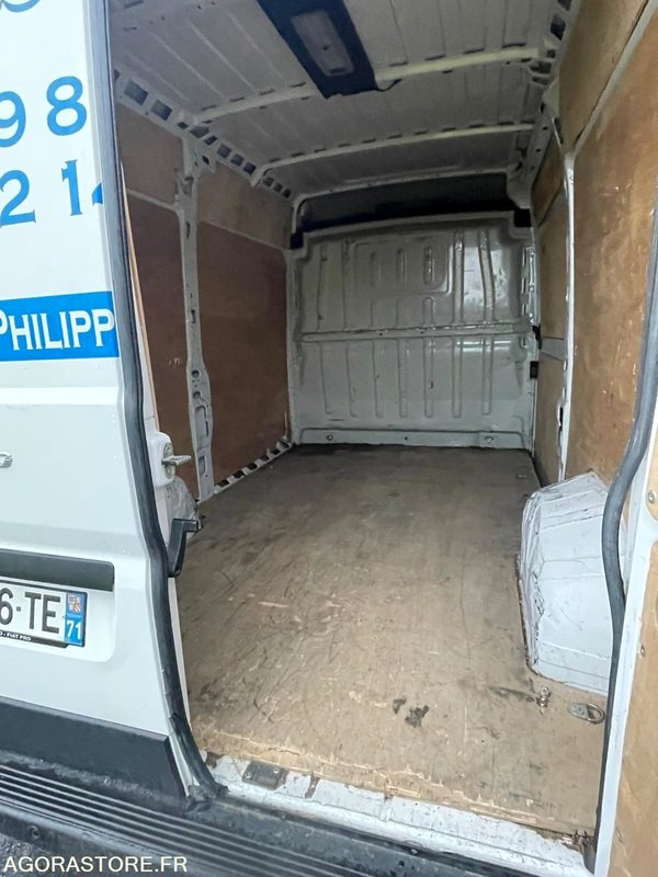 FOURGON FIAT DUCATO 75000 KM 2019 - כלי רכב מסחרי עם לוח: תמונה 5 FOURGON FIAT DUCATO 75000 KM 2019 - כלי רכב מסחרי עם לוח: תמונה 5