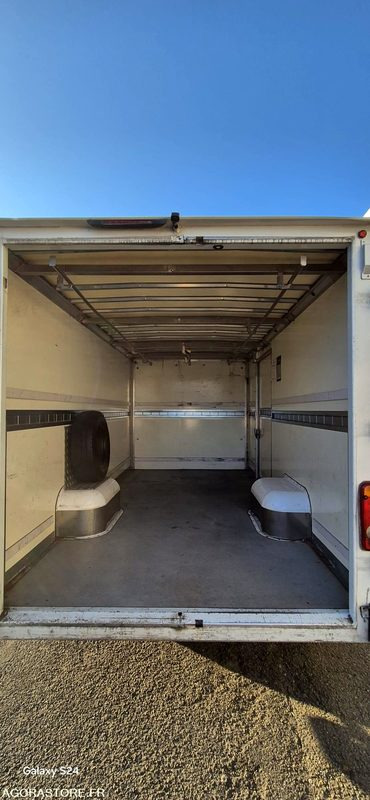 FOURGON RENAULT MASTER-2017- 180241 KM- EJ531GZ - כלי רכב מסחרי עם לוח: תמונה 5 FOURGON RENAULT MASTER-2017- 180241 KM- EJ531GZ - כלי רכב מסחרי עם לוח: תמונה 5
