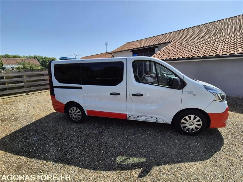 FX-912-DH - Roulant - RENAULT TRAFIC - VASP - 350 066 Kms - כלי רכב מסחרי עם לוח: תמונה 2 FX-912-DH - Roulant - RENAULT TRAFIC - VASP - 350 066 Kms - כלי רכב מסחרי עם לוח: תמונה 2