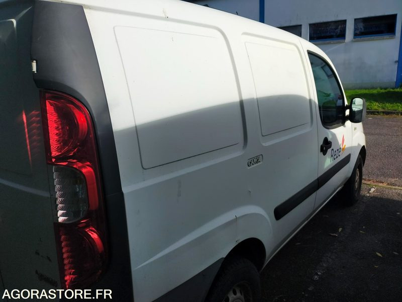 Fiat Doblo Essence et GNV - כלי רכב מסחרי קטן: תמונה 5 Fiat Doblo Essence et GNV - כלי רכב מסחרי קטן: תמונה 5