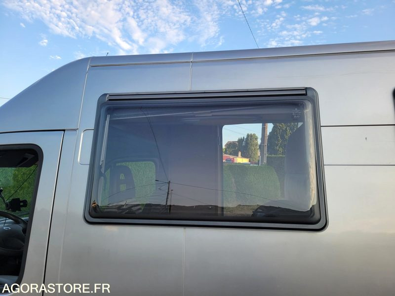 Fiat Ducato Knaus – Fourgon aménagé 4 personnes – Prêt à partir - מכונית: תמונה 5 Fiat Ducato Knaus – Fourgon aménagé 4 personnes – Prêt à partir - מכונית: תמונה 5