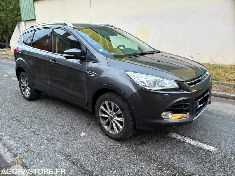 Ford Kuga 2.0l Tdci Powershift 4x4 - 2016 - 270 000km - מכונית: תמונה 4 Ford Kuga 2.0l Tdci Powershift 4x4 - 2016 - 270 000km - מכונית: תמונה 4