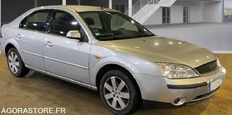 Ford Mondeo 1.8I - 125 GHIA .CT-OK passé et accepté pour 2 ans - מכונית: תמונה 4 Ford Mondeo 1.8I - 125 GHIA .CT-OK passé et accepté pour 2 ans - מכונית: תמונה 4