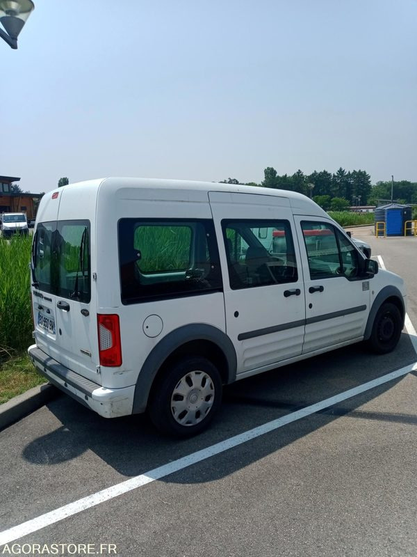 Ford Tournéo 5 places - כלי רכב מסחרי קטן: תמונה 1 Ford Tournéo 5 places - כלי רכב מסחרי קטן: תמונה 1