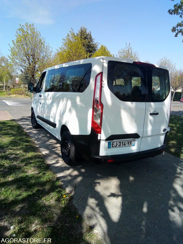 Ford custom kombi. 8 places 215960 - מכונית: תמונה 3 Ford custom kombi. 8 places 215960 - מכונית: תמונה 3