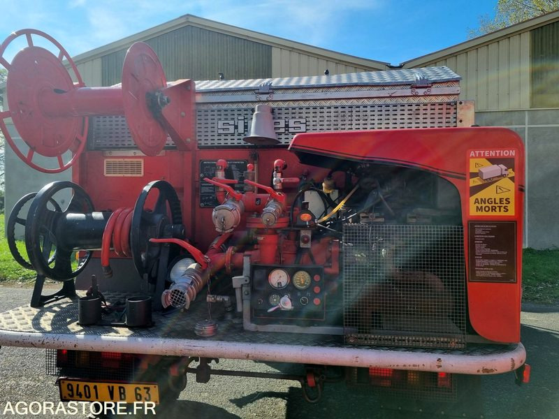 Fourgon incendie 4x4 - IVECO 80.17 - 9401 VB 63 - 22311kms - משאית אש: תמונה 3 Fourgon incendie 4x4 - IVECO 80.17 - 9401 VB 63 - 22311kms - משאית אש: תמונה 3