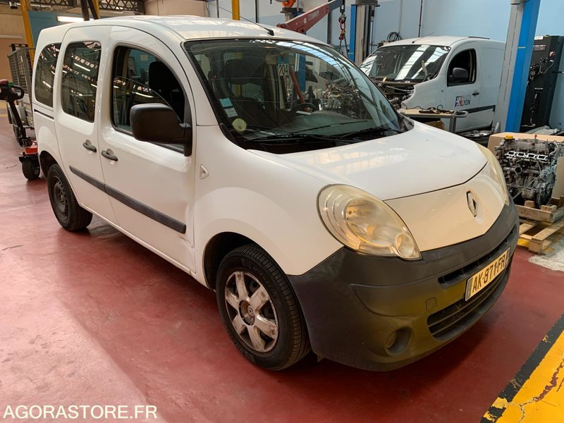 G KANGOO AK-871-FR - מכונית: תמונה 1 G KANGOO AK-871-FR - מכונית: תמונה 1