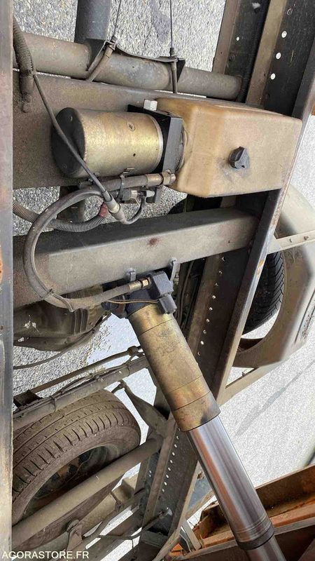 IVECO 35S12 HPI - 278132 KM - כלי רכב מסחרי מזהיר: תמונה 4 IVECO 35S12 HPI - 278132 KM - כלי רכב מסחרי מזהיר: תמונה 4