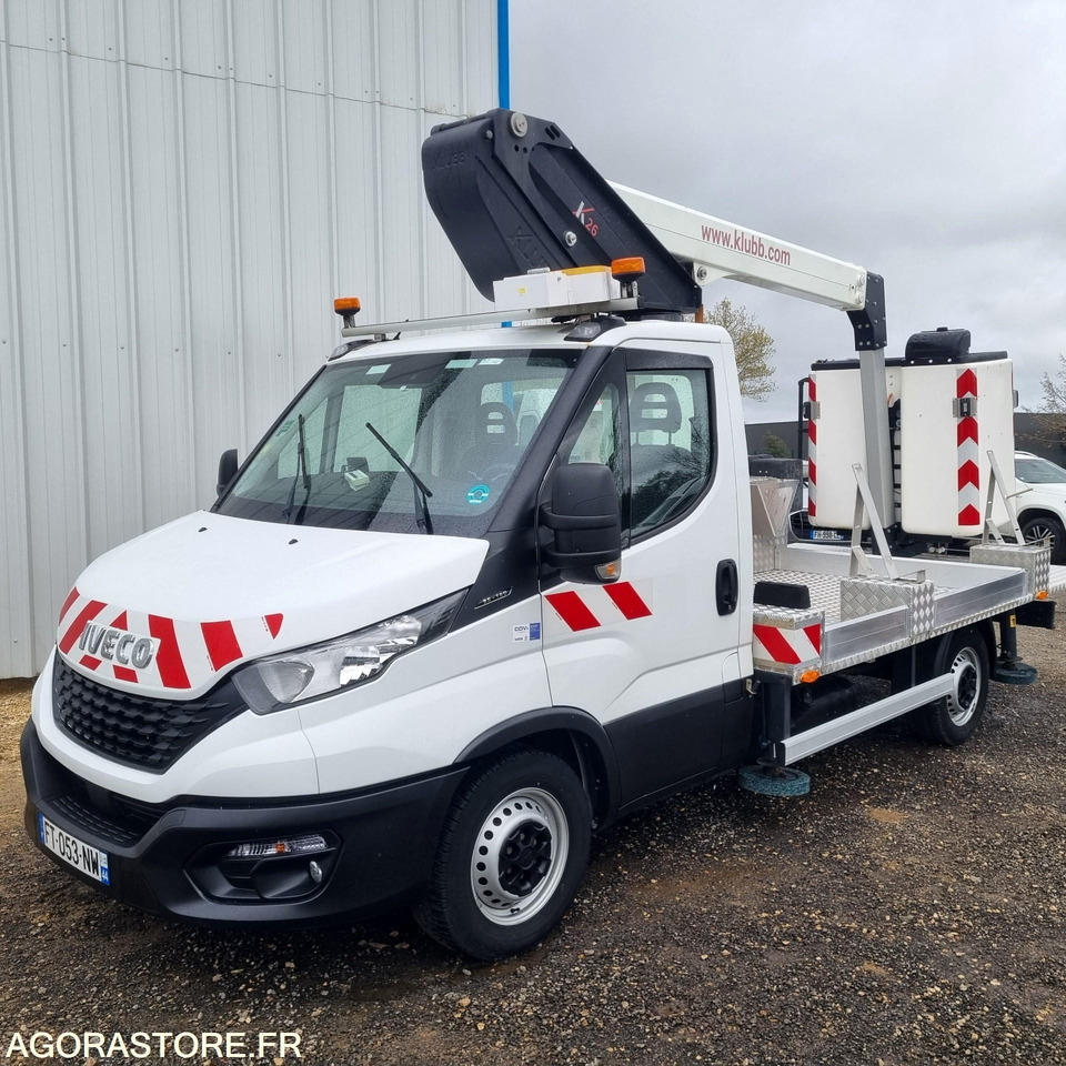 IVECO - 35S16 NACELLE - 2020 / 26000 KM / CT OK - כלי רכב מסחרי עם לוח: תמונה 1 IVECO - 35S16 NACELLE - 2020 / 26000 KM / CT OK - כלי רכב מסחרי עם לוח: תמונה 1