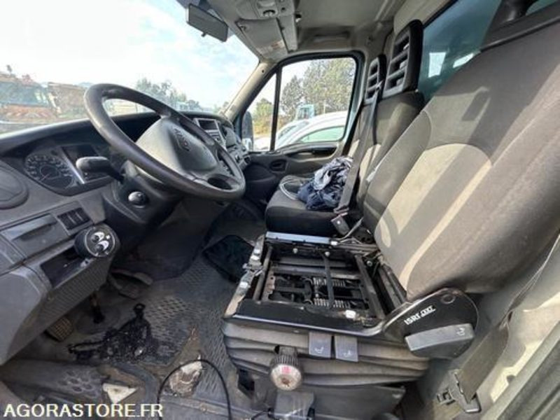 IVECO DAILY - 2011 - 158894KM - BN232WT - כלי רכב מסחרי עם לוח: תמונה 5 IVECO DAILY - 2011 - 158894KM - BN232WT - כלי רכב מסחרי עם לוח: תמונה 5