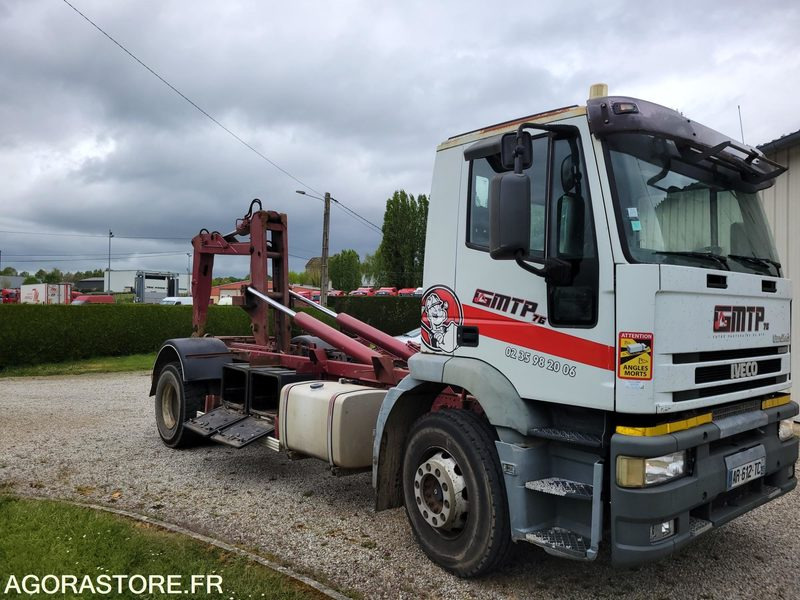 Iveco 190E24 polybenne  sans benne - משאית הרמת וו, משאית מנוף: תמונה 2 Iveco 190E24 polybenne  sans benne - משאית הרמת וו, משאית מנוף: תמונה 2