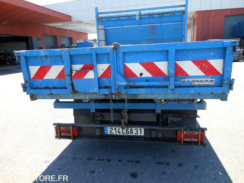 Iveco Daily 35C15 3.0 litres 146cv tri benne - כלי רכב מסחרי מזהיר: תמונה 5 Iveco Daily 35C15 3.0 litres 146cv tri benne - כלי רכב מסחרי מזהיר: תמונה 5