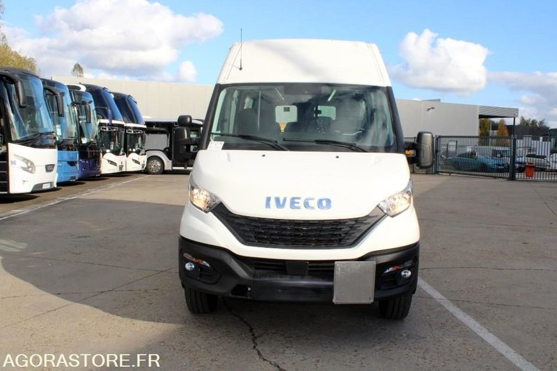 Iveco Daily / 7.5m / CNG / Airco / Automatique - מיניבוס, כלי רכב מסחרי לנוסעים: תמונה 2 Iveco Daily / 7.5m / CNG / Airco / Automatique - מיניבוס, כלי רכב מסחרי לנוסעים: תמונה 2