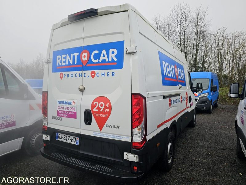 Iveco daily 35S14 - 2022 - 8815 Kms - כלי רכב מסחרי עם לוח: תמונה 3 Iveco daily 35S14 - 2022 - 8815 Kms - כלי רכב מסחרי עם לוח: תמונה 3