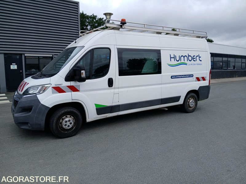 JUMPER 7 PLACES - 2015 / 194 131 KM - כלי רכב מסחרי עם לוח: תמונה 2 JUMPER 7 PLACES - 2015 / 194 131 KM - כלי רכב מסחרי עם לוח: תמונה 2