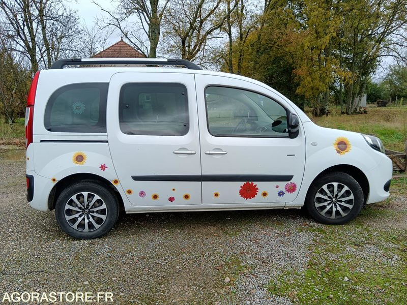 Kangoo 1.5 DCI - מכונית: תמונה 2 Kangoo 1.5 DCI - מכונית: תמונה 2