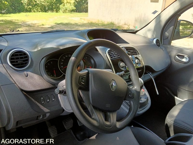 Kangoo 1.5 DCI - מכונית: תמונה 5 Kangoo 1.5 DCI - מכונית: תמונה 5