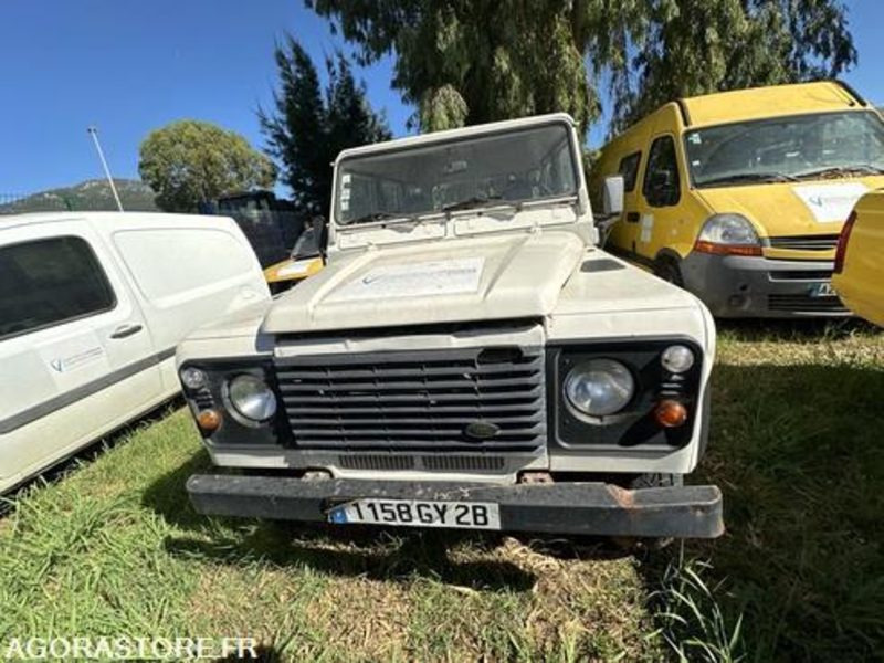 LAND ROVER DEFENDER - 2002 - 173989KM - 1158GY2B - טנדר: תמונה 2 LAND ROVER DEFENDER - 2002 - 173989KM - 1158GY2B - טנדר: תמונה 2