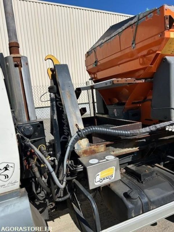 LINDNER UNITRAC 102C AMPLIROLL + LAME + SALEUSE 2008 5050 HEURES - משאית: תמונה 3 LINDNER UNITRAC 102C AMPLIROLL + LAME + SALEUSE 2008 5050 HEURES - משאית: תמונה 3