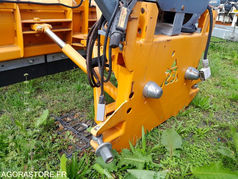 Lame à neige Europe Service Agilo25 (LN062) - ציוד לגינה: תמונה 3 Lame à neige Europe Service Agilo25 (LN062) - ציוד לגינה: תמונה 3