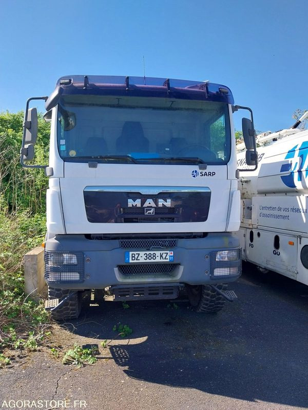 MAN TGM 4X4 18.250 Fourgon GIMAEX VASP 2011 212000Km ROULANT PRO UNIQUEMENT - משאית: תמונה 1 MAN TGM 4X4 18.250 Fourgon GIMAEX VASP 2011 212000Km ROULANT PRO UNIQUEMENT - משאית: תמונה 1