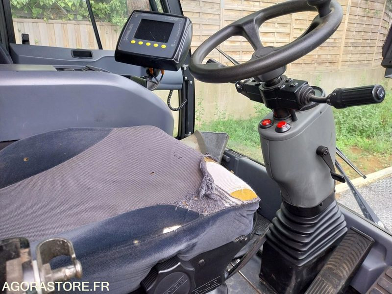 MATHIEU BALAYEUSE MC 400 GRAND AZZURA - מטאטא כבישים: תמונה 5 MATHIEU BALAYEUSE MC 400 GRAND AZZURA - מטאטא כבישים: תמונה 5