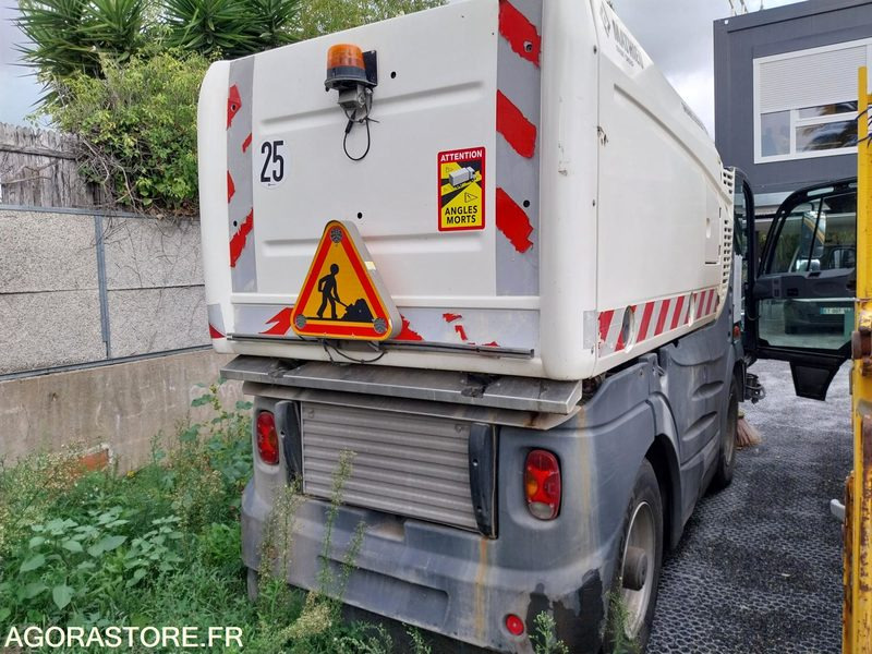 MATHIEU BALAYEUSE MC 400 GRAND AZZURA - מטאטא כבישים: תמונה 4 MATHIEU BALAYEUSE MC 400 GRAND AZZURA - מטאטא כבישים: תמונה 4